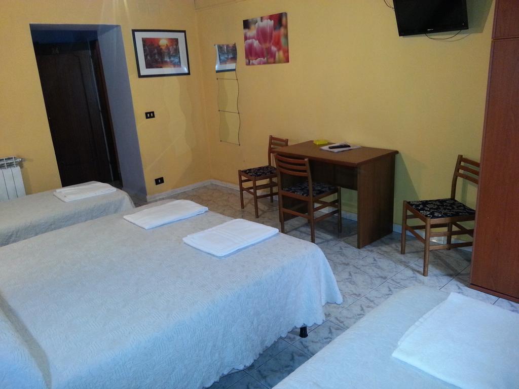 Quadruple Room with Bathroom,464349732:JPEG